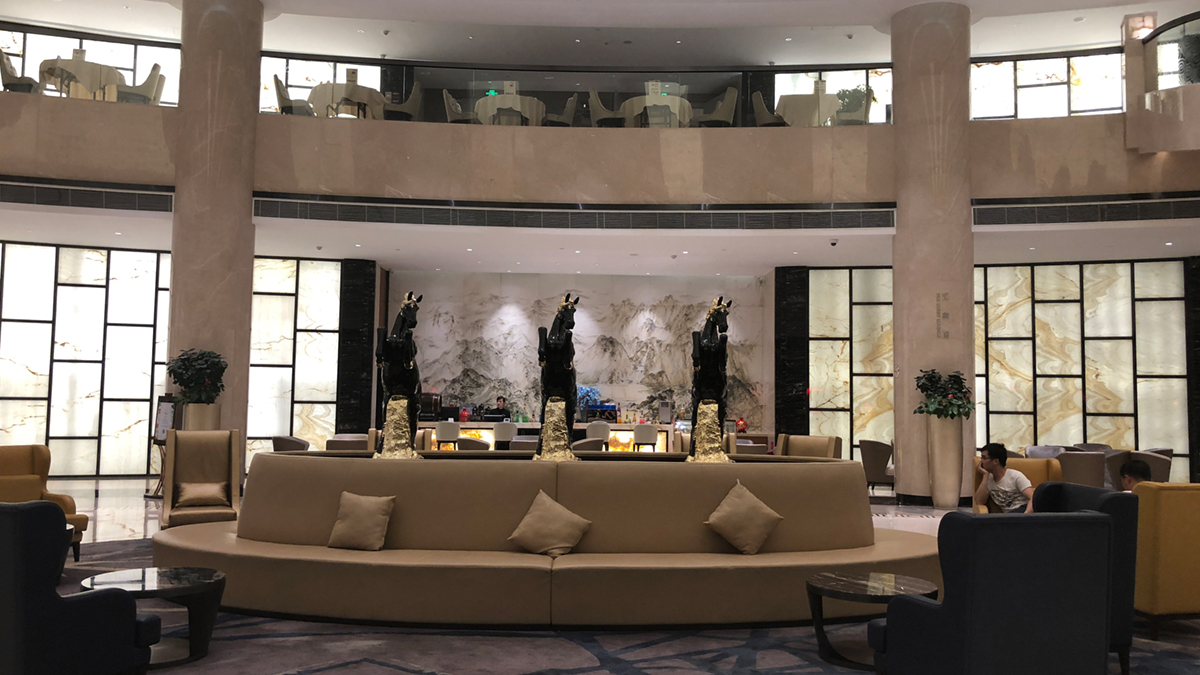 惠州格蘭云天酒店前臺(tái)燈光設(shè)計(jì)方案展示