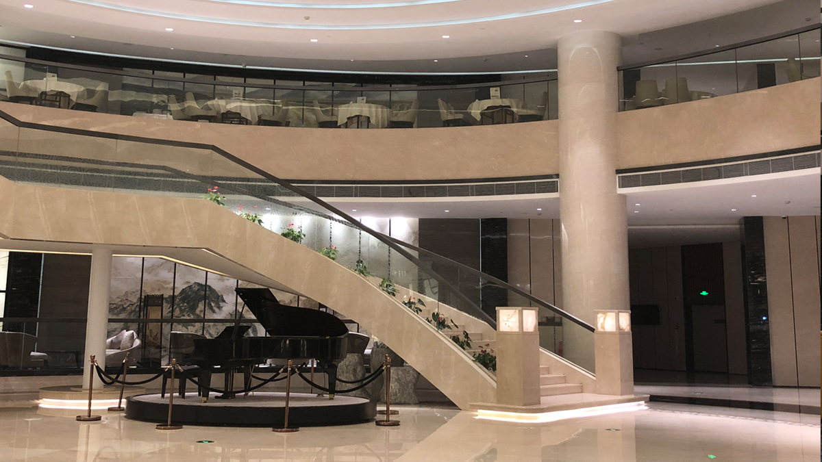 惠州格蘭云天酒店過(guò)道燈光設(shè)計(jì)方案展示